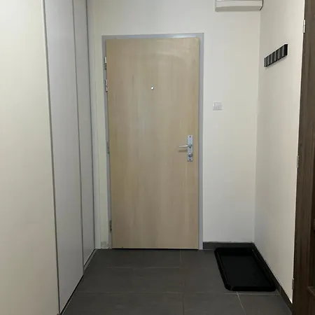 Ar London House Apartman Kassa